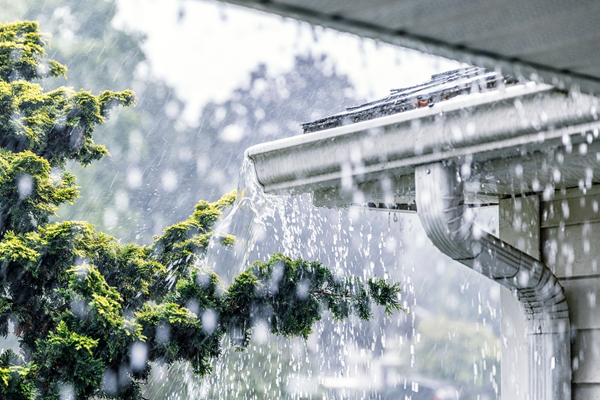 Emergency Board-Up & Tarp Services – Protecting Your Property After Disasters